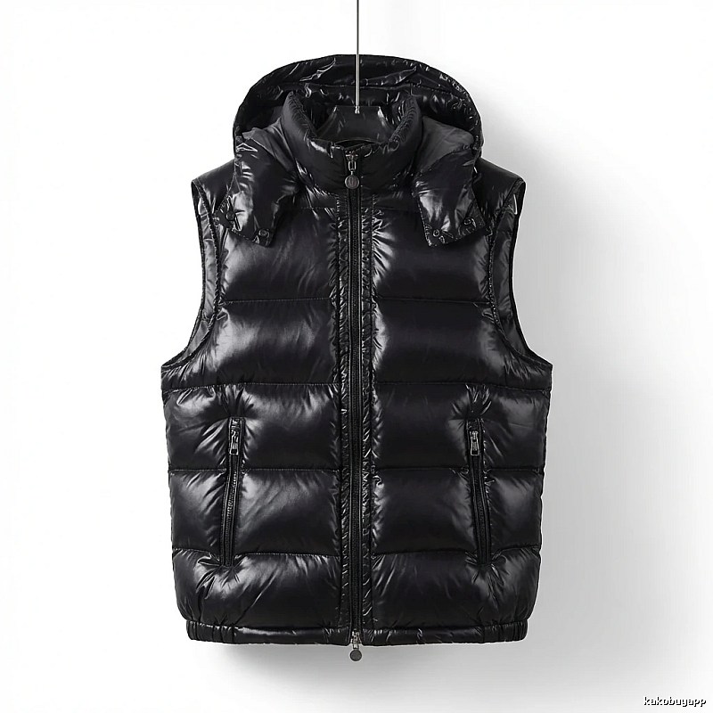 Moncler black stylish down vest