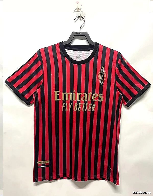AC Milan Resort Retro soccer jersey Red Black Striped with Premium Look