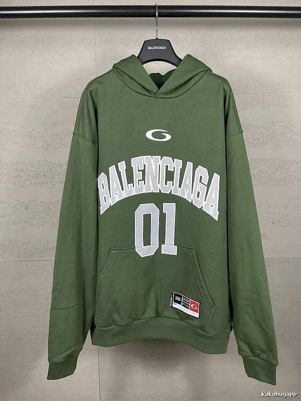 Balenciaga sporty green sweatshirt
