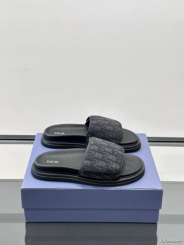 Dior Monogram Light Luxury Style Black Slide Sandals