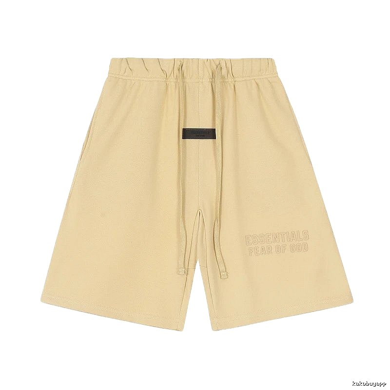 ESSENTIALS minimalist khaki shorts
