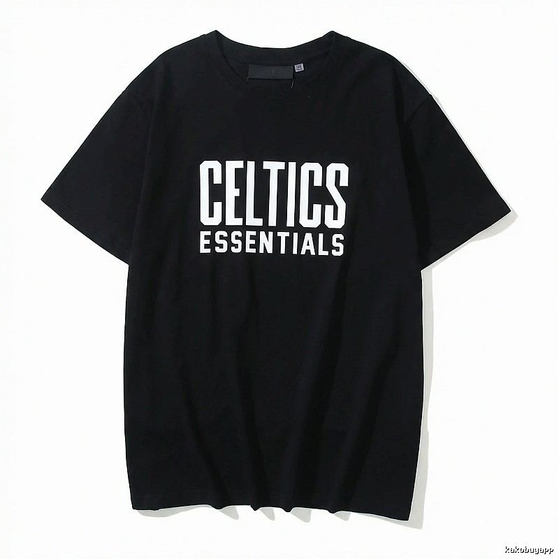 ESSENTIALS minimalist style black T-shirt