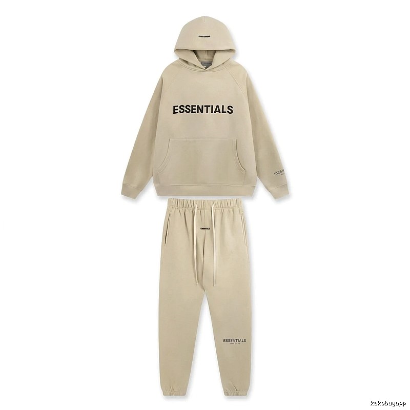 ESSENTIALS Simple Style Rice Suit