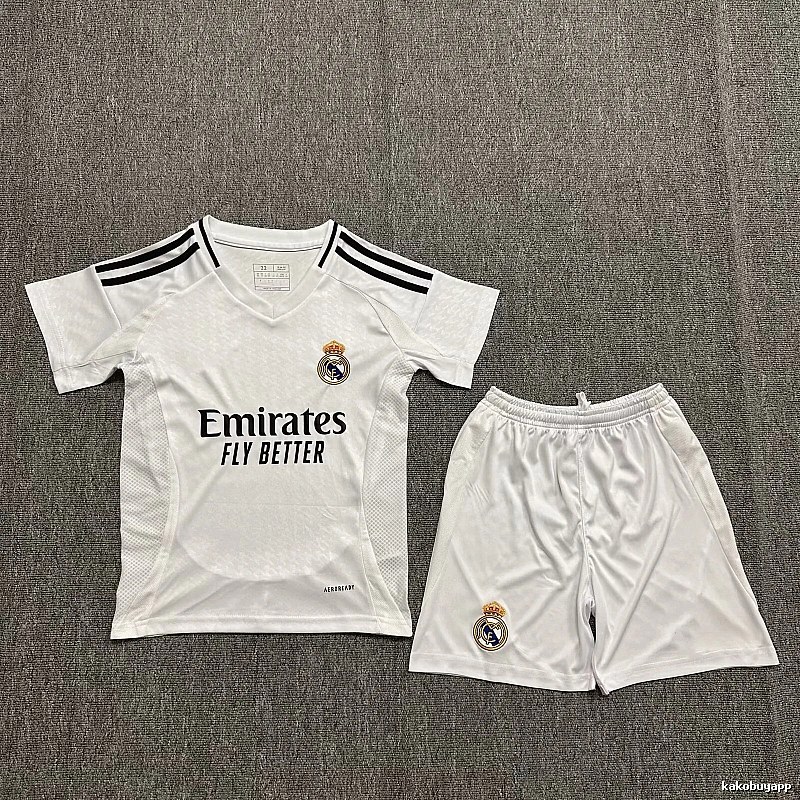 Germany Streetwear Soccer jersey set White Germany Football with Logo Accent
