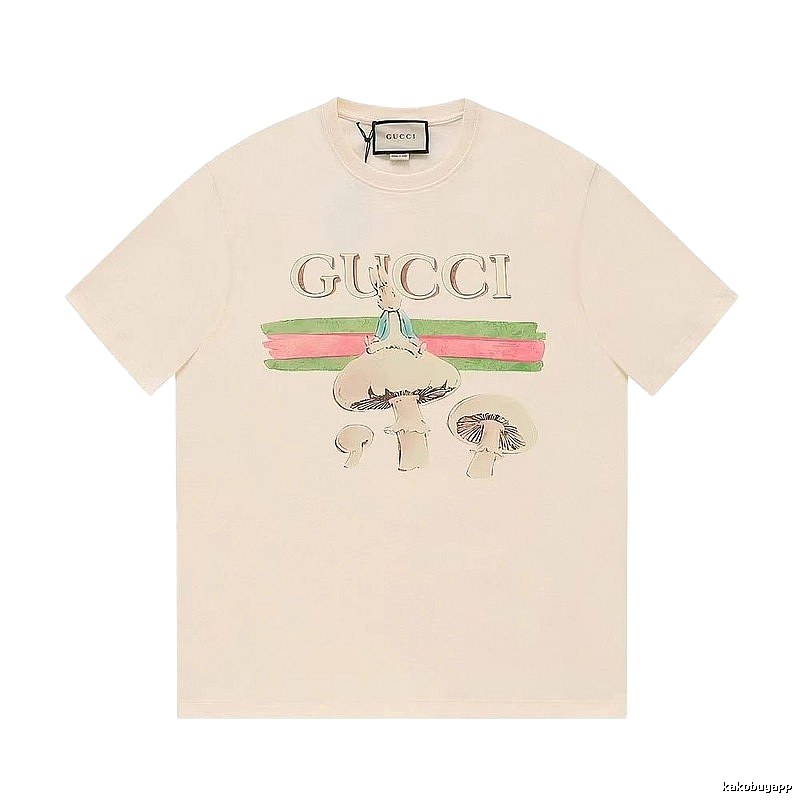Gucci Peter Rabbit Vintage Style Off-white T-shirt