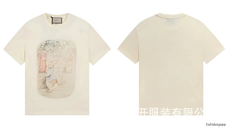 Gucci x Peter Rabbit Co-branded Vintage-style Off-white T-Shirt