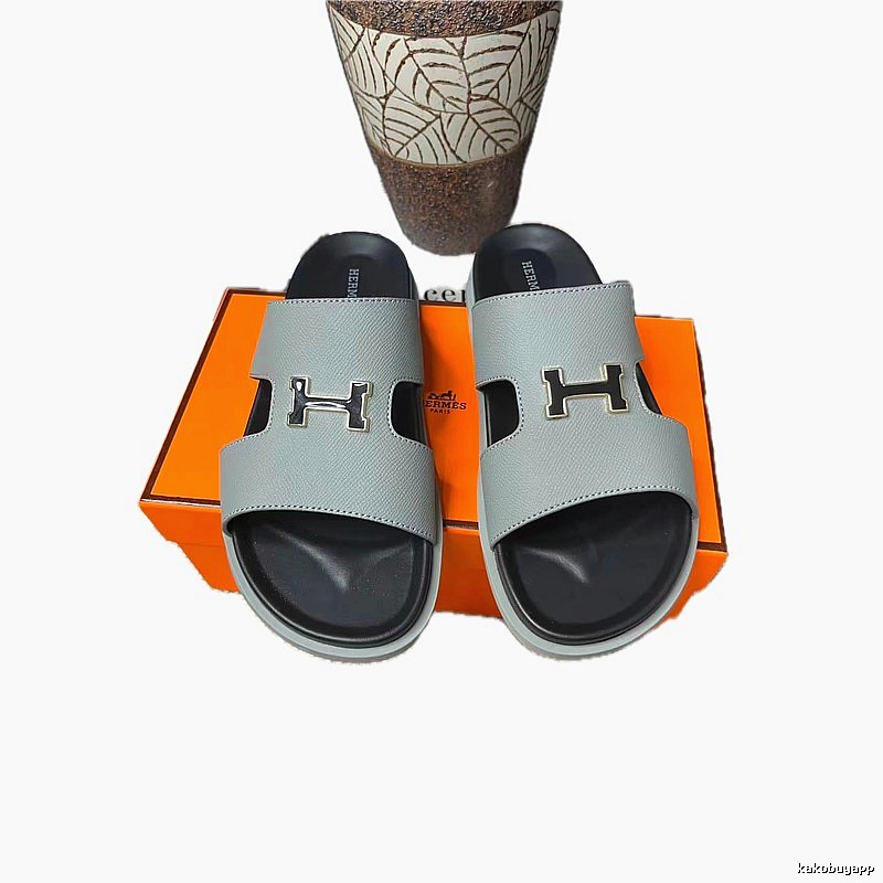 Hermès H-Buckle Light Luxury Style Light Gray Slide Sandals