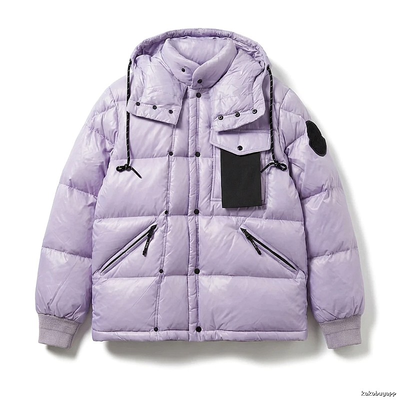 Moncler's trendy and cool series light purple down jacket