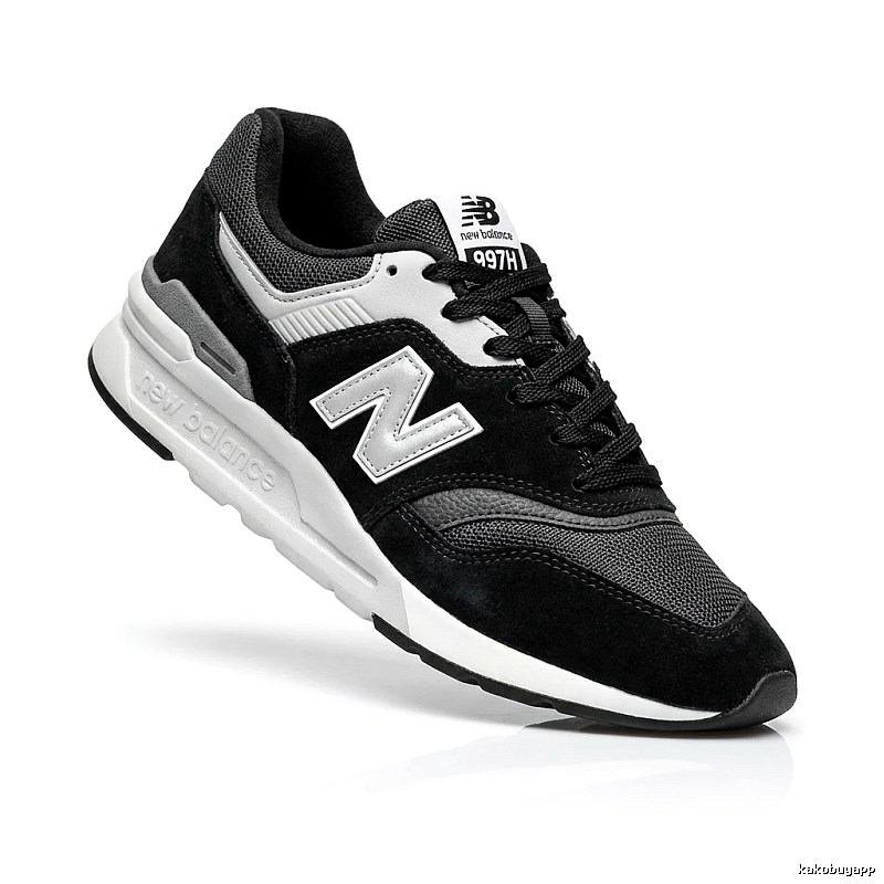 New Balance retro-style grey and black sports shoes