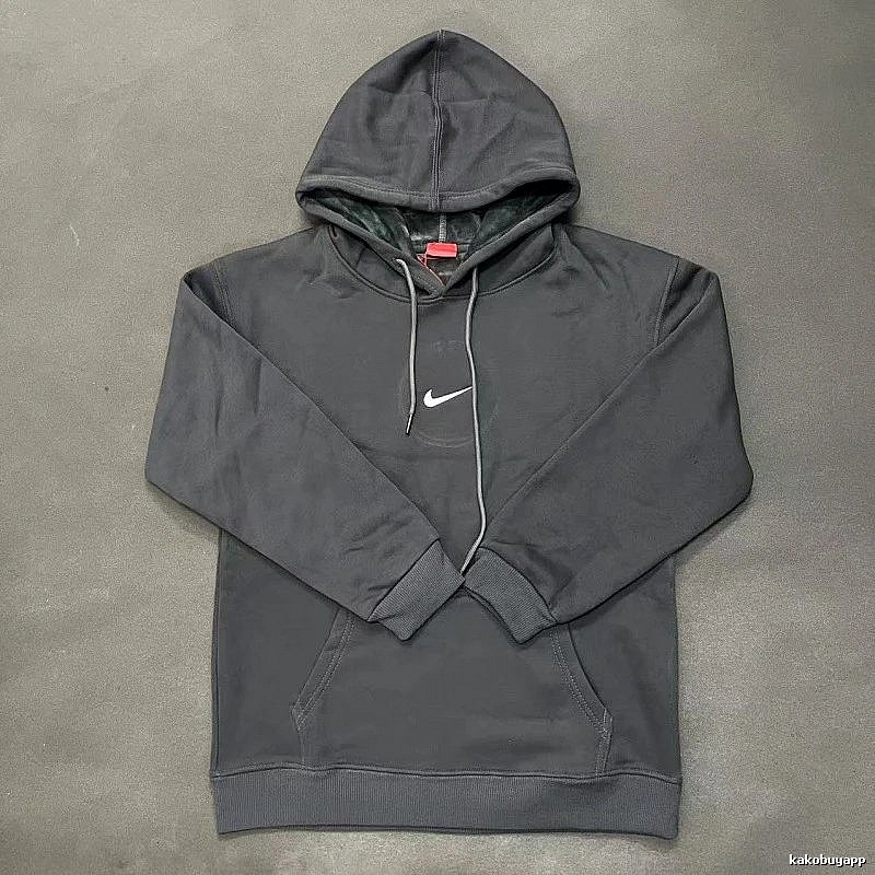 Nike Small-Logo Detail Gray Zip Hoodie Downtown Style Swoosh