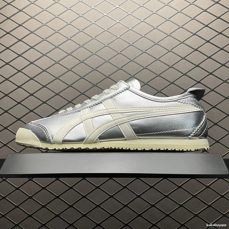 Onitsuka Tiger Low-Top Sneakers, Classic Lace-Up in Silver and Cream
