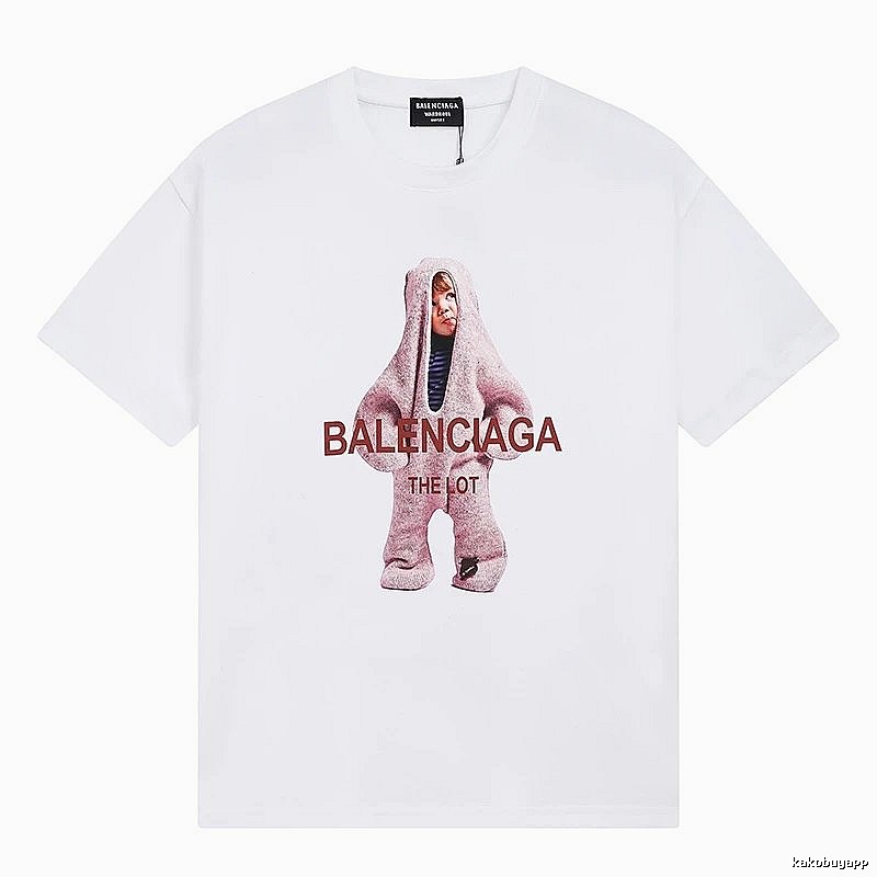 Parisian-style printed white T-shirt