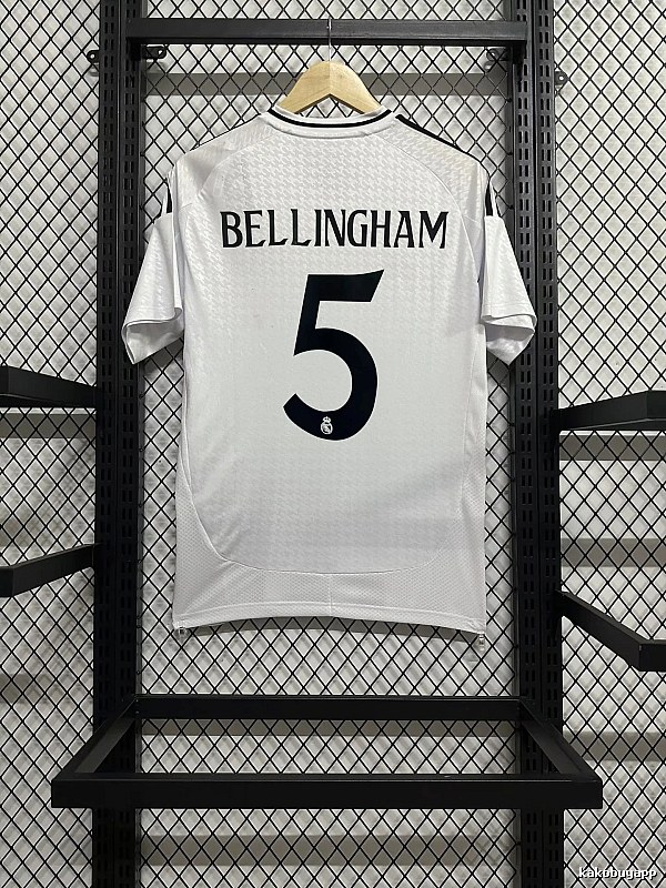 Real Madrid Daily Home soccer jersey White Real Madrid for City Outfits Select Edition