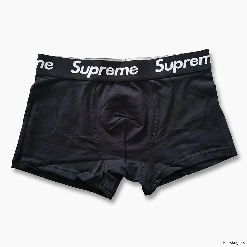 Supreme minimalist style black underwear