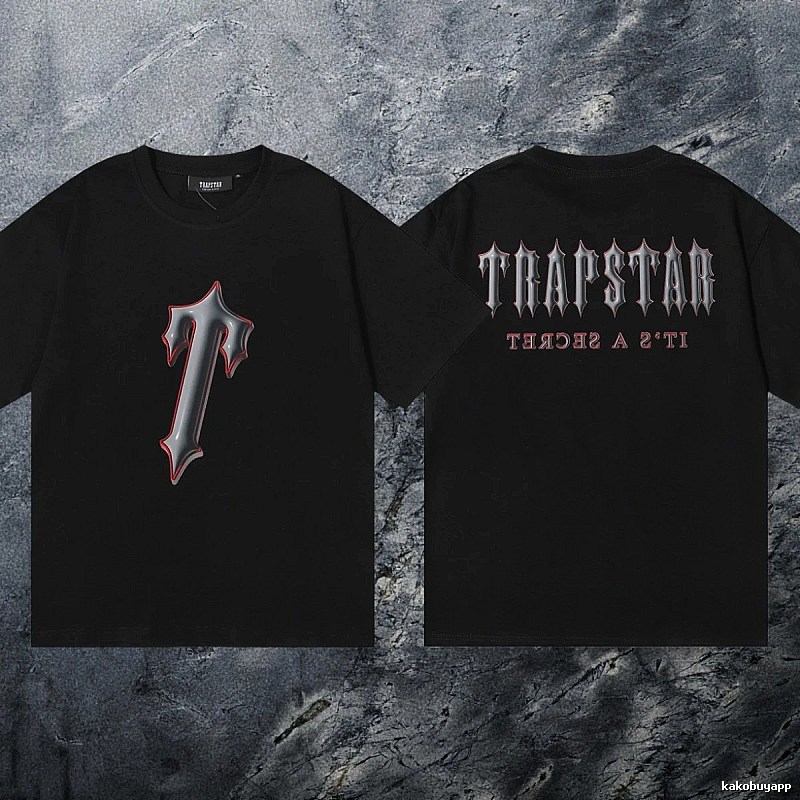 Trapstar Classic Keys graphic T-shirt Black White Key with Travel-Friendly Style