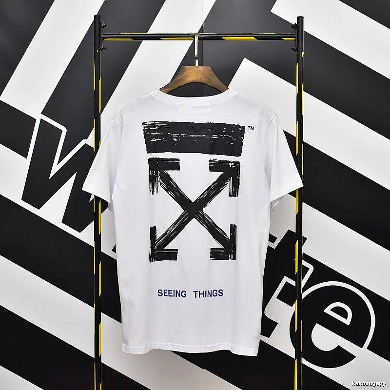 White Style 621 Anime Graphic T-Shirt Logo Detail